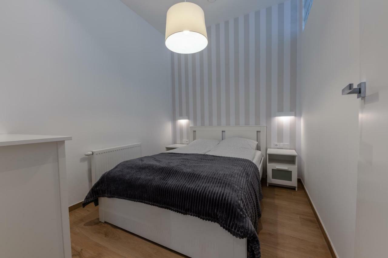 Victus Apartamenty, Victus